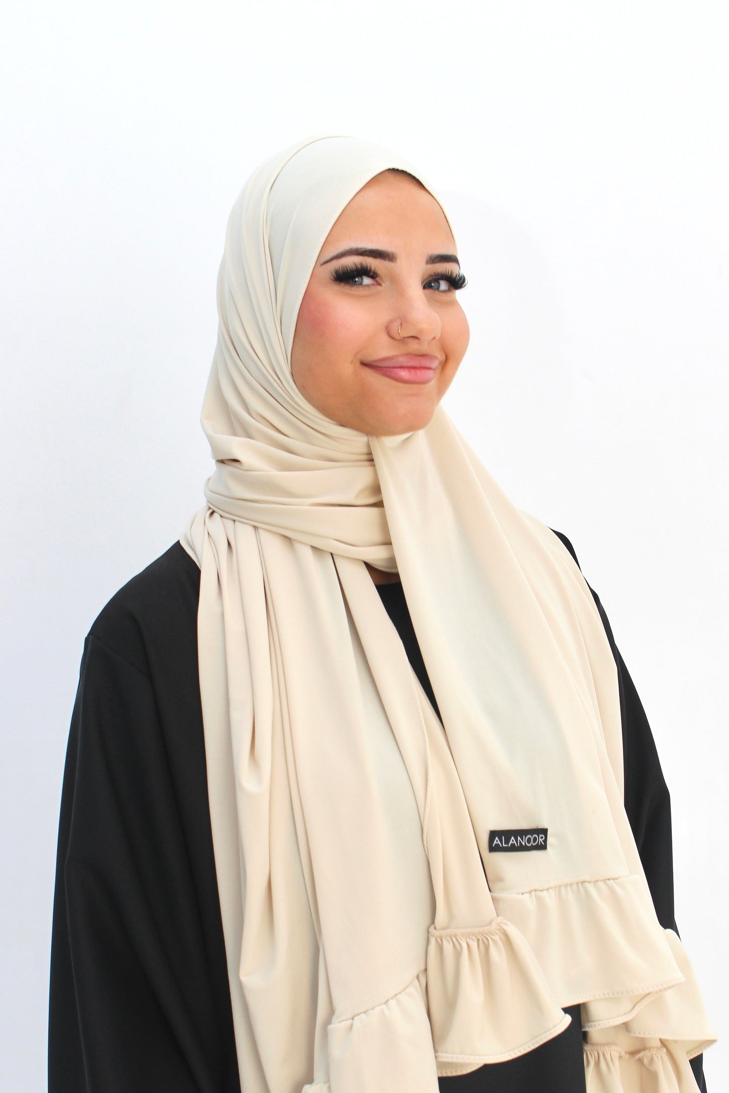 Hijab Jersey premium ondulado blanco roto crema