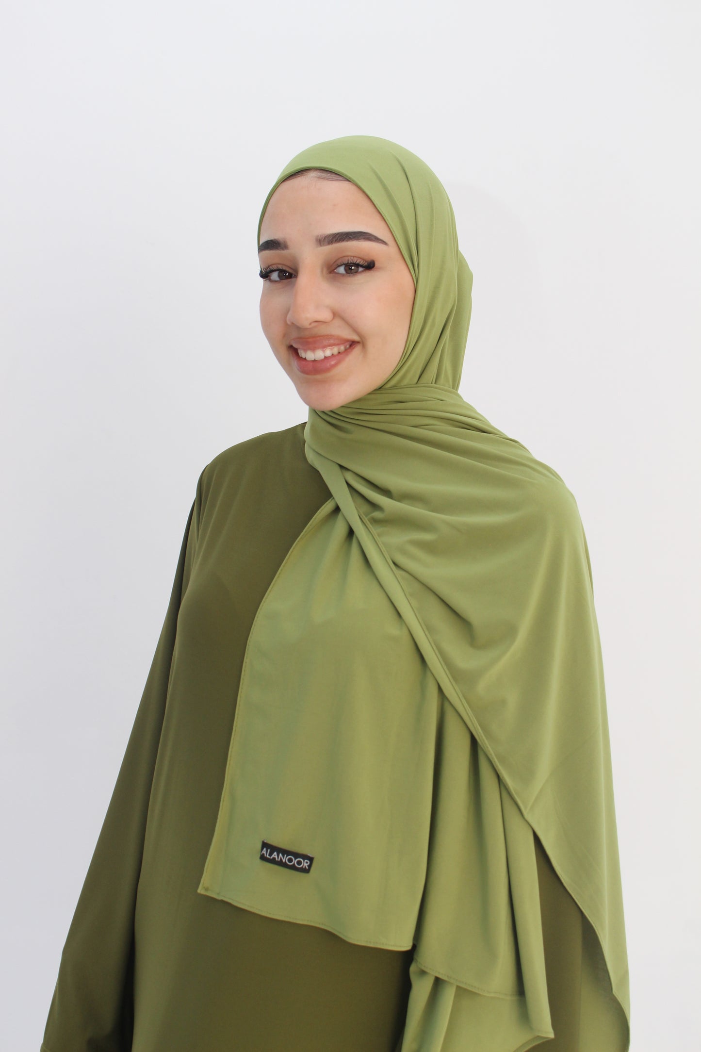 Hijab simple Jersey verde oliva
