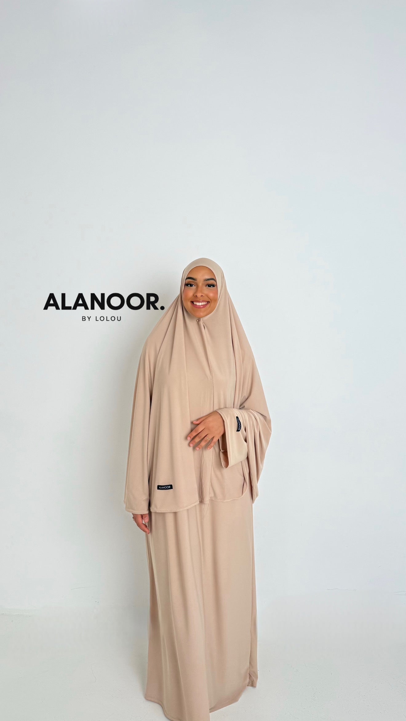 CONJUNTO KHIMAR JERSEY BEIGE