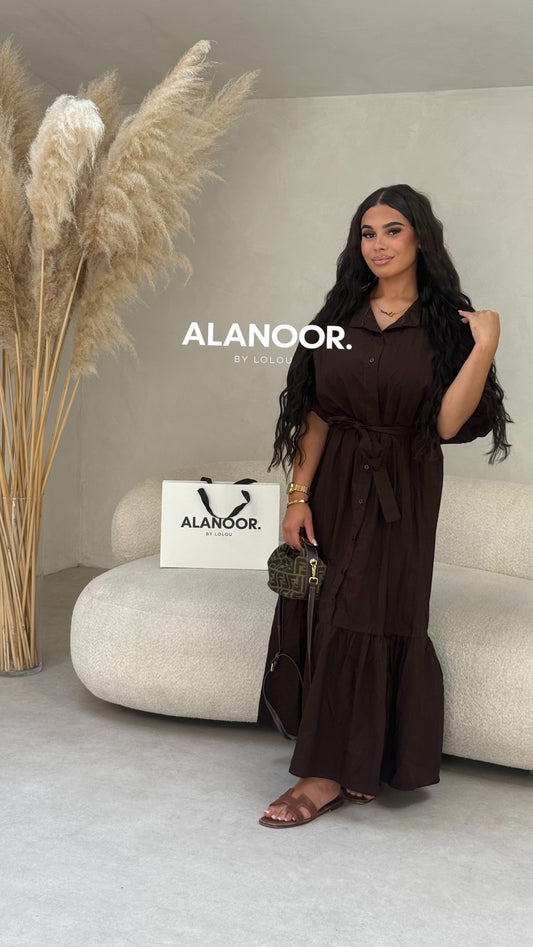 Vestido marrón volantes