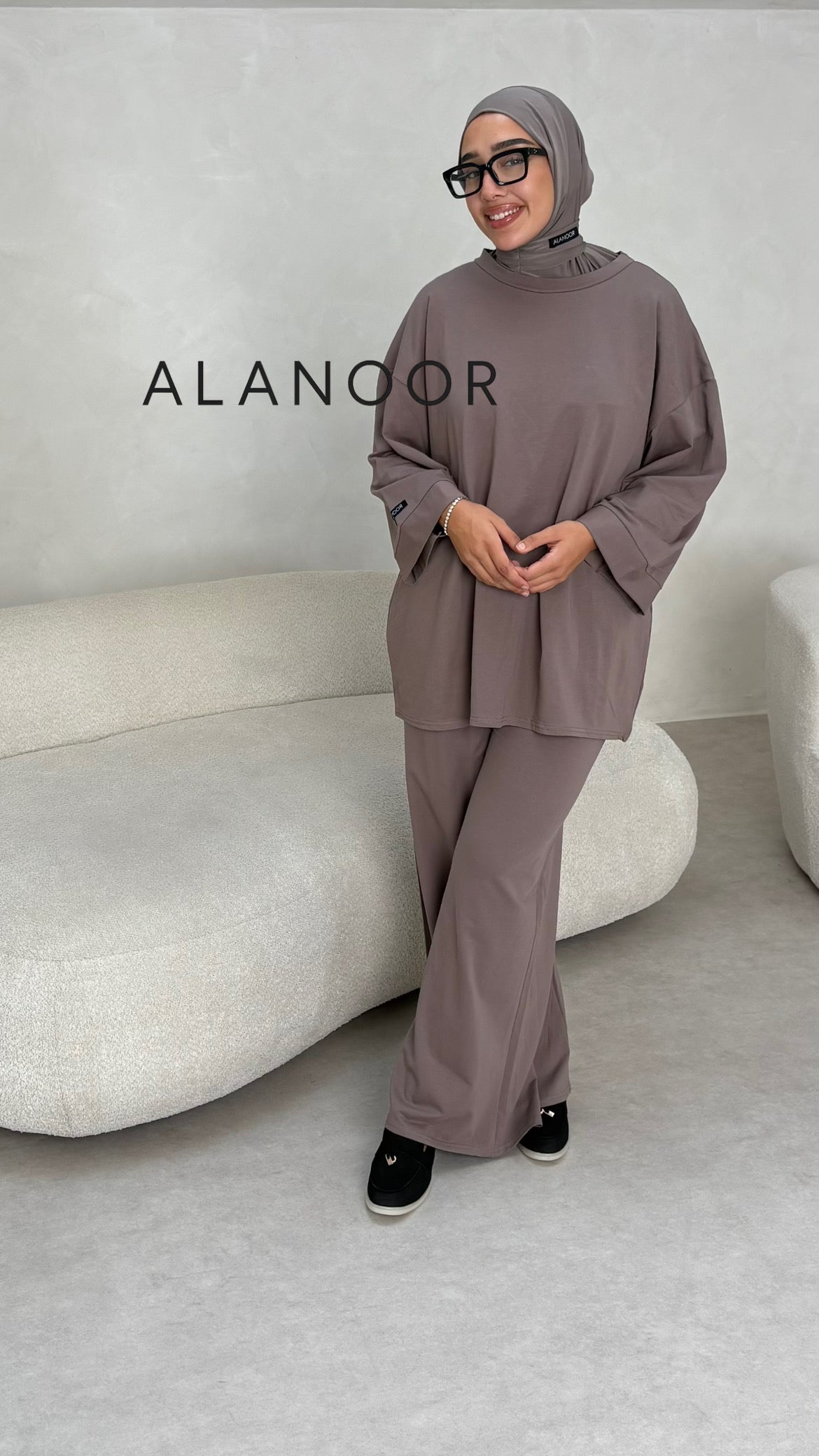 CONJUNTO OVERSIZE TAUPE