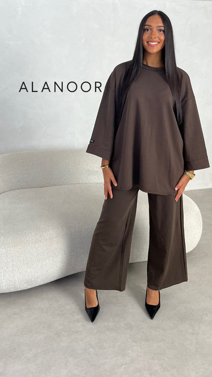 CONJUNTO OVERSIZE MARRÓN