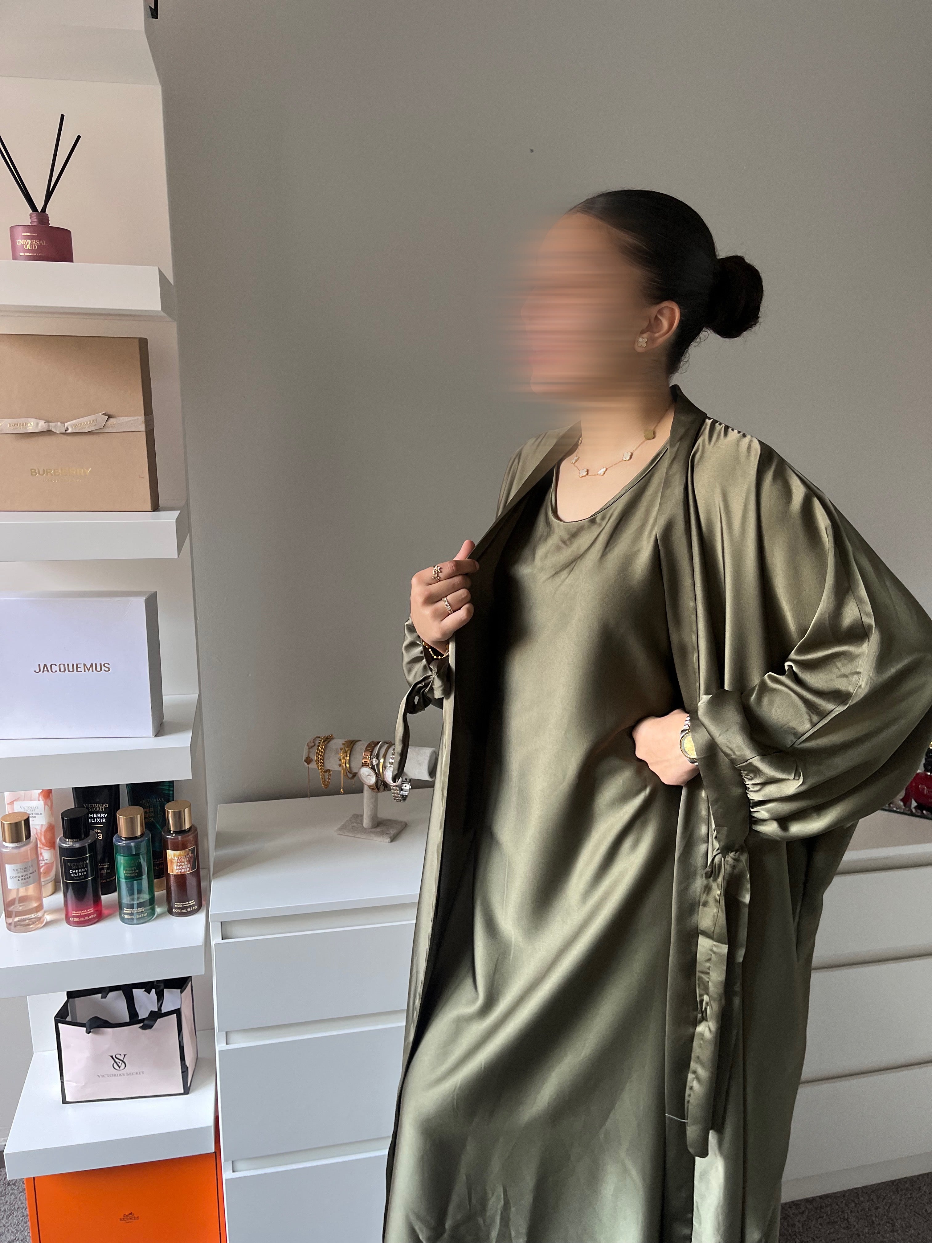 Abaya lazo