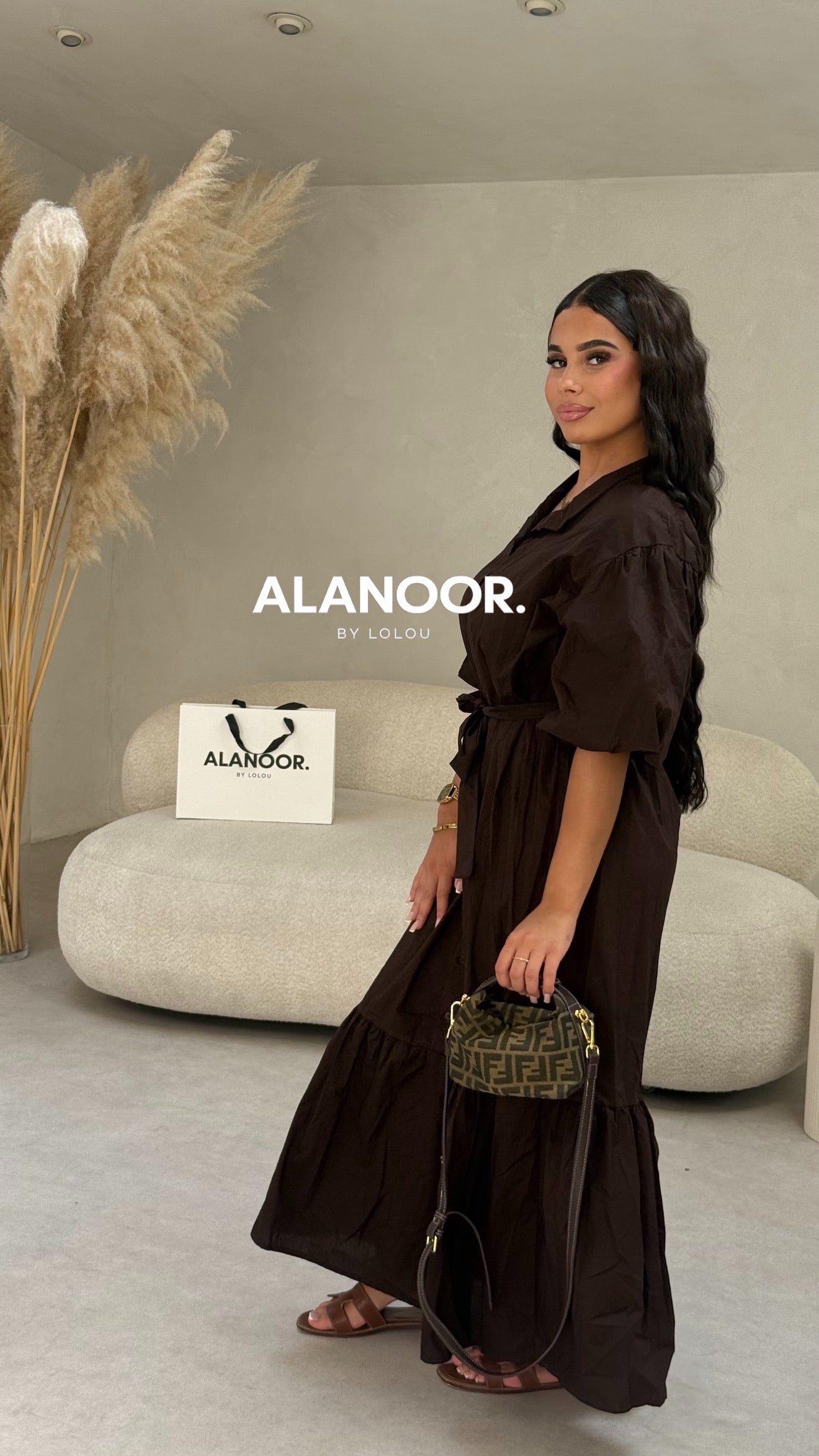Vestido marrón volantes