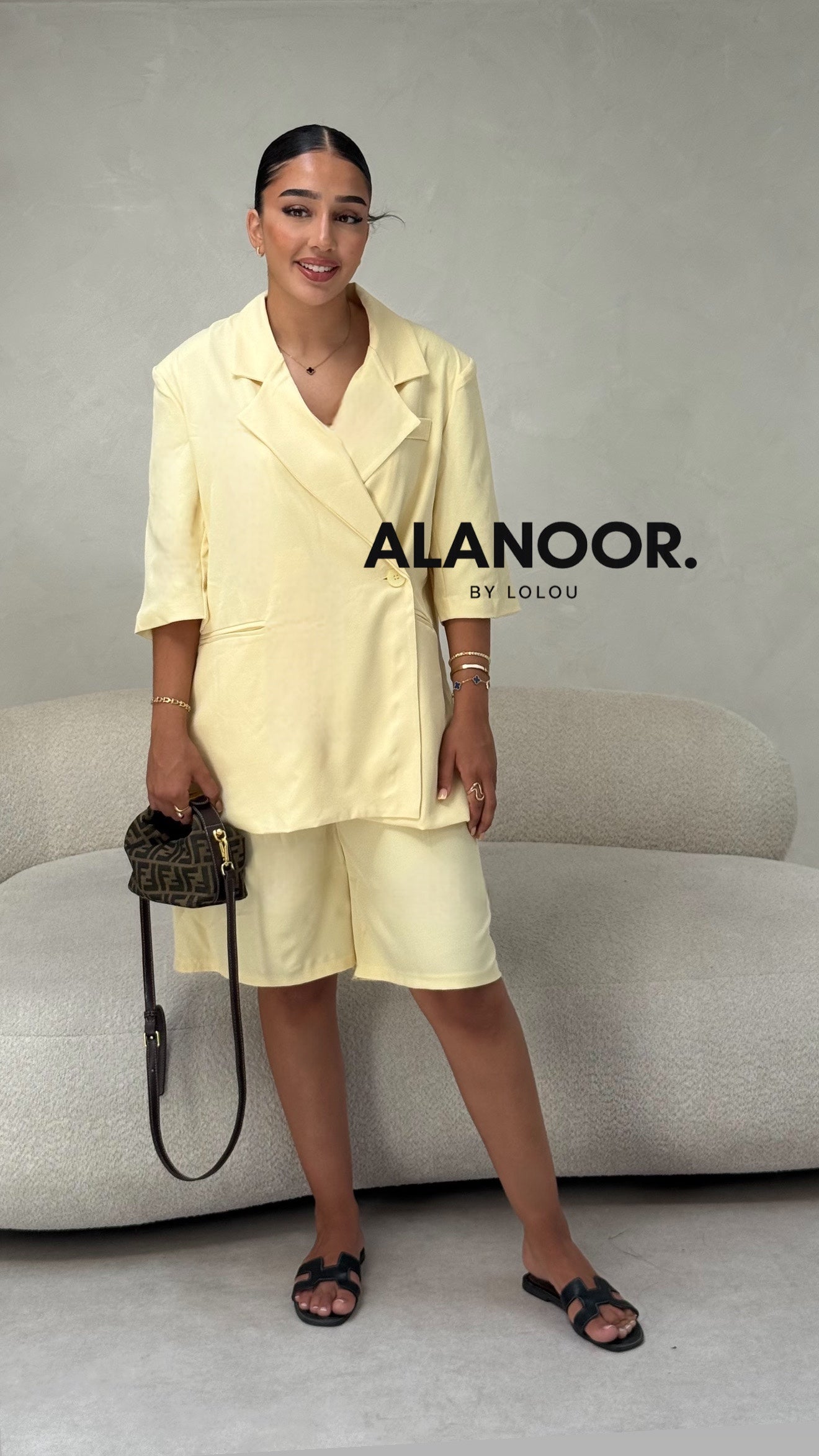 CONJUNTO BLAZER CRUZADO OVERSIZE AMARILLO
