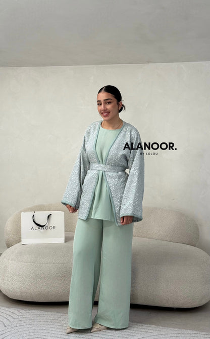 CONJUNTO BORDADO VERDE PASTEL