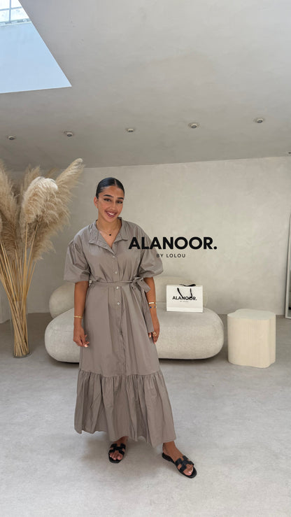 Vestido Taupe Volantes