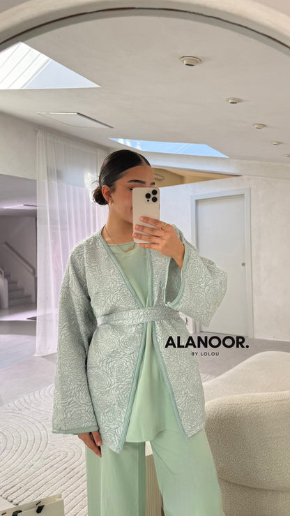 CONJUNTO BORDADO VERDE PASTEL