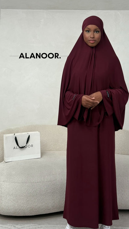 CONJUNTO KHIMAR JERSEY GRANATE