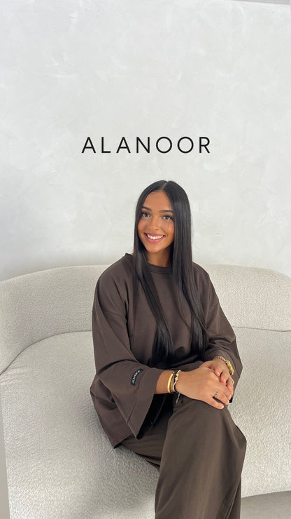 CONJUNTO OVERSIZE MARRÓN