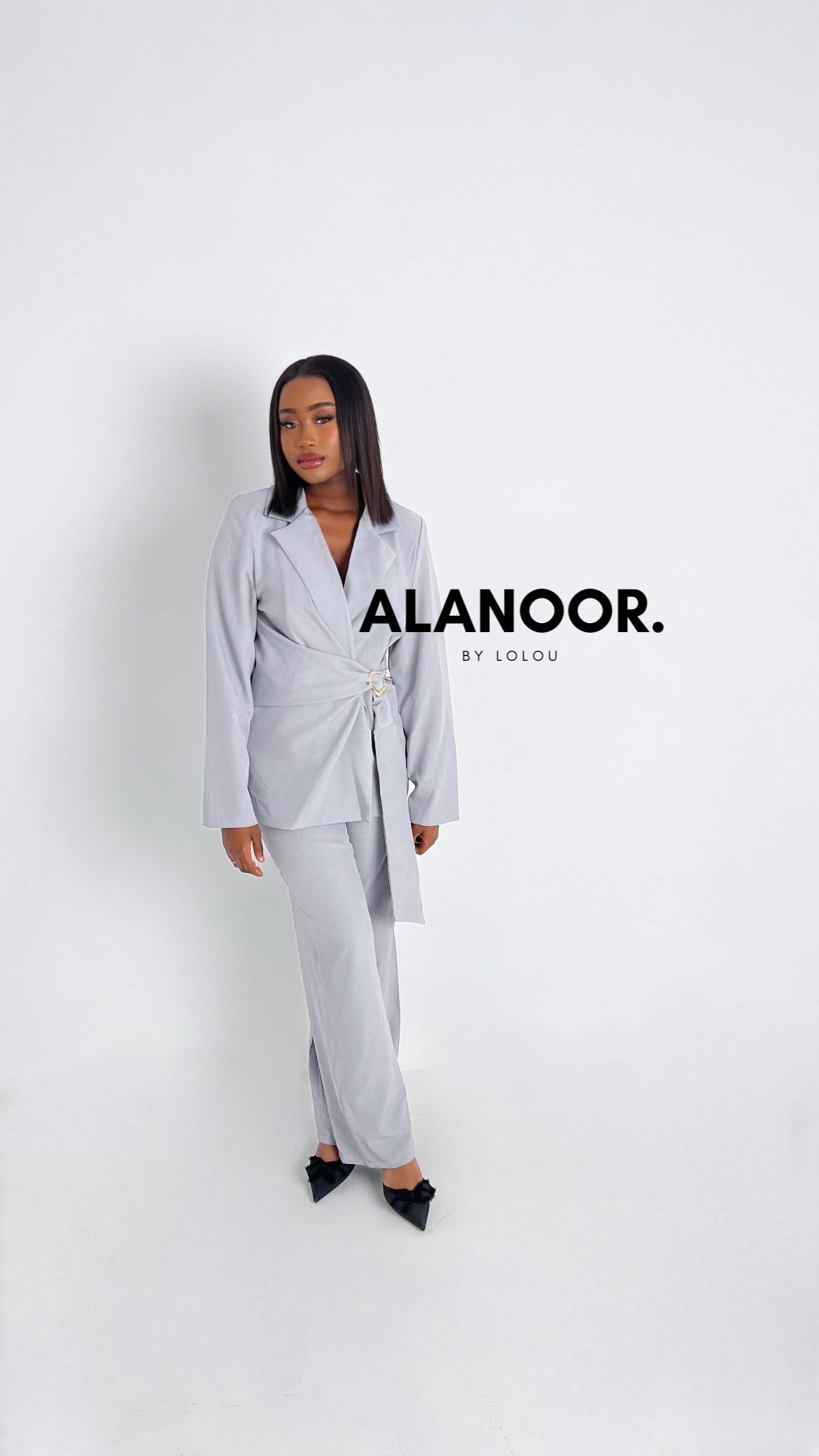 CONJUNTO BLAZER LAZO GRIS