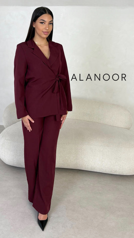 Conjunto lazo Burdeos