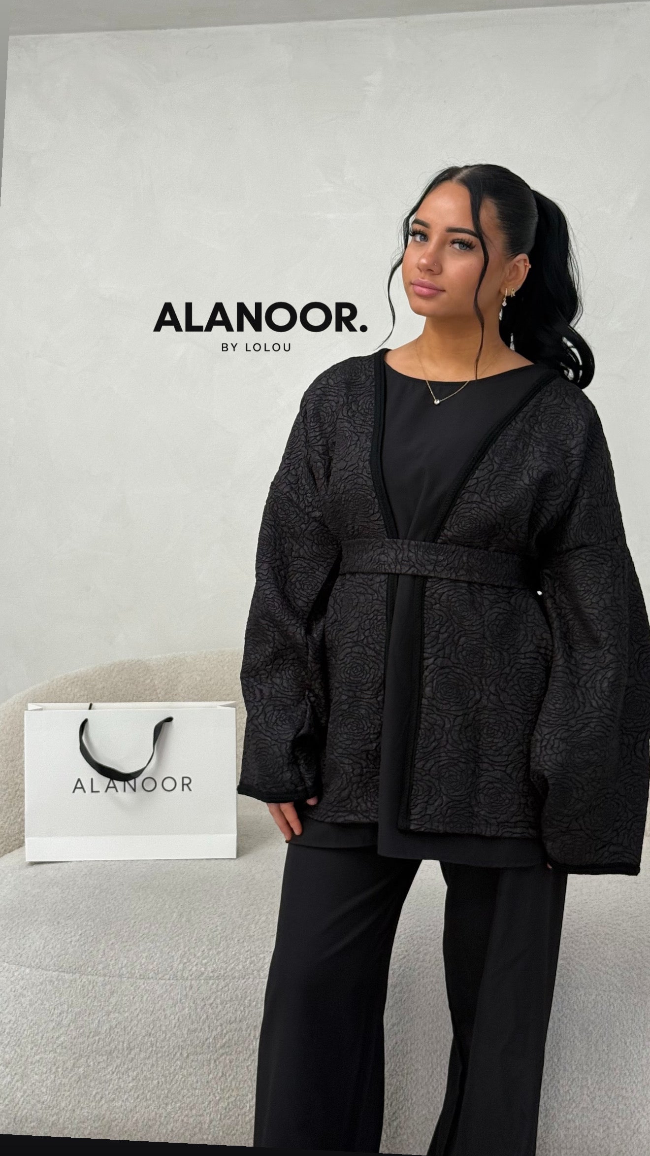 CONJUNTO BORDADO NEGRO