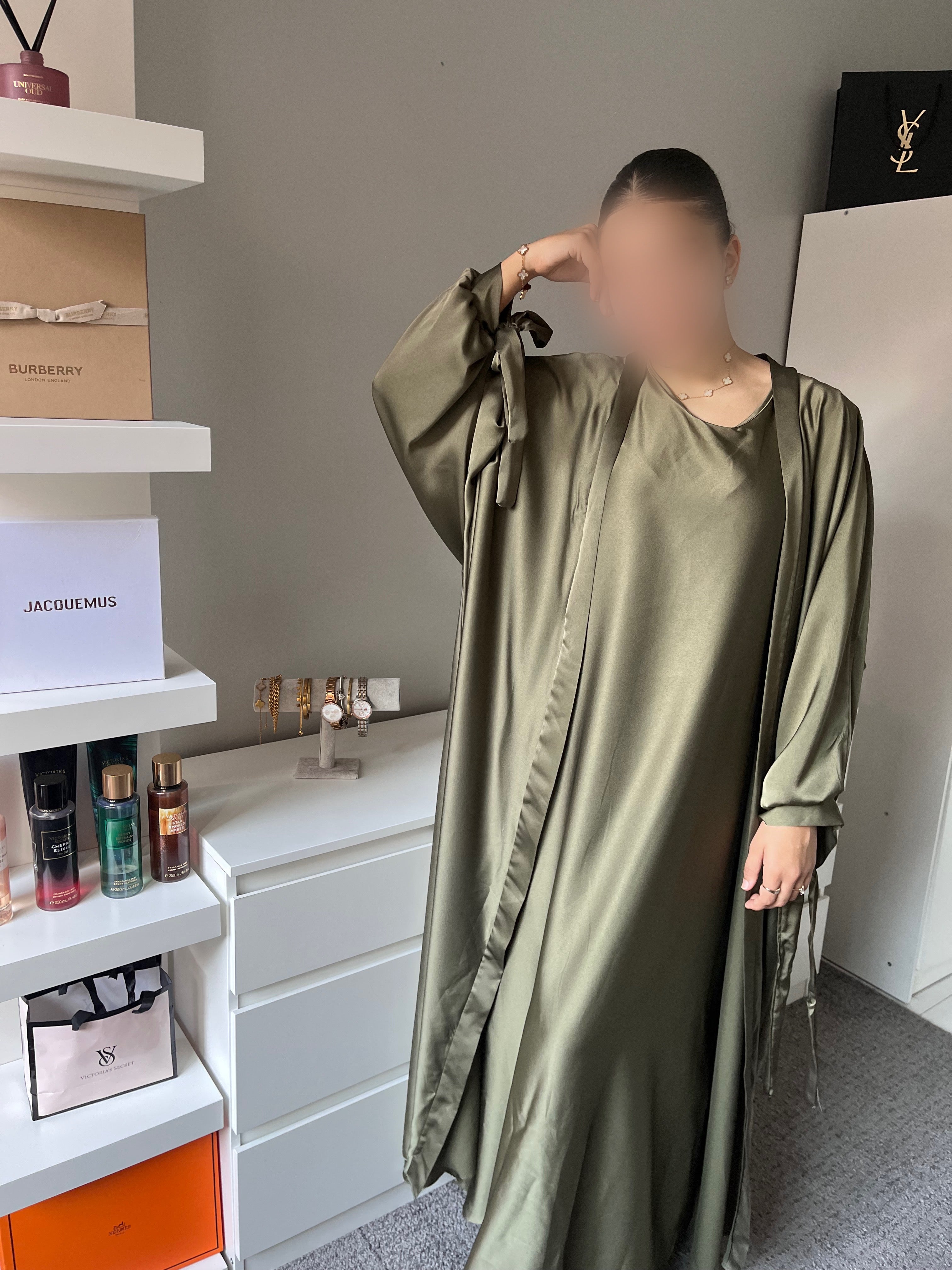 Abaya lazo