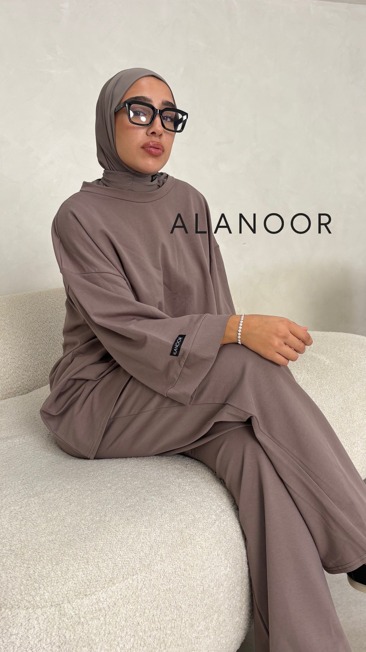 CONJUNTO OVERSIZE TAUPE