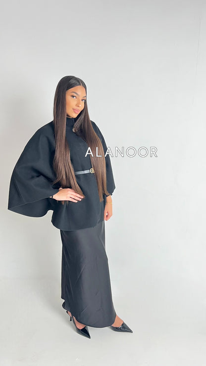 Capa con Cinturón NEGRO