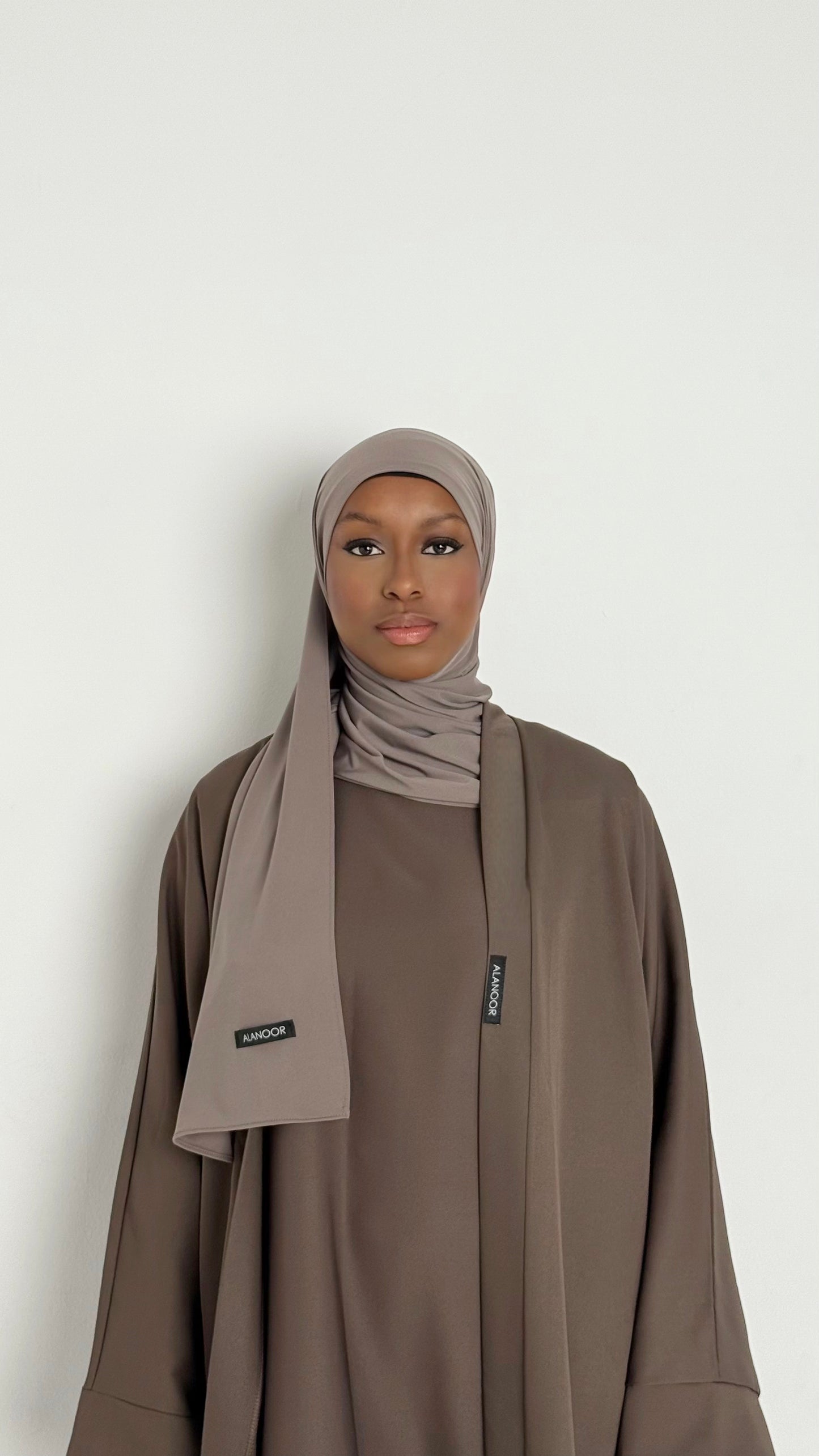 CONJUNTO MASTOUR ABAYA KIMONO MARRÓN