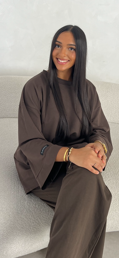 CONJUNTO OVERSIZE MARRÓN